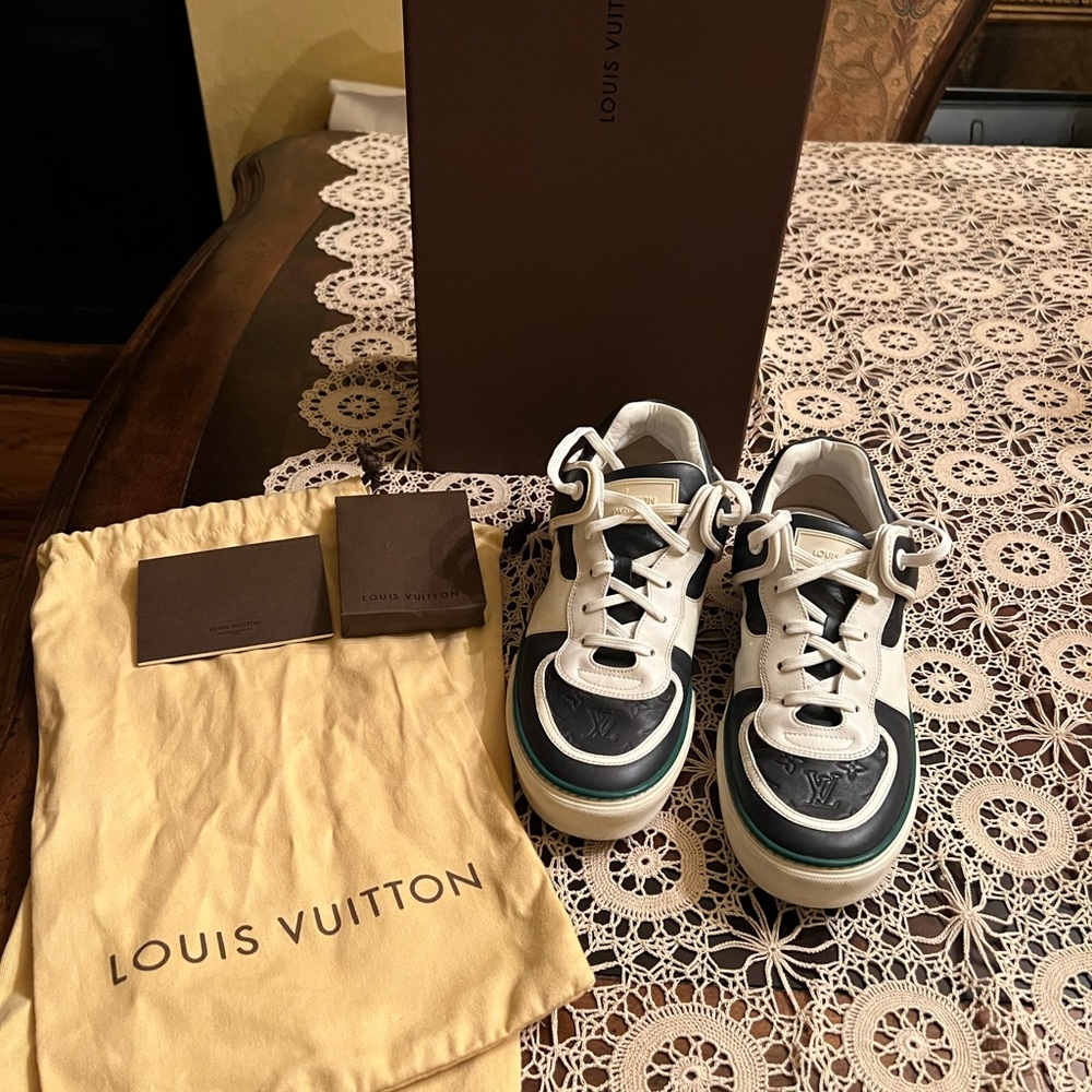 Men’s vintage LV sneakers
